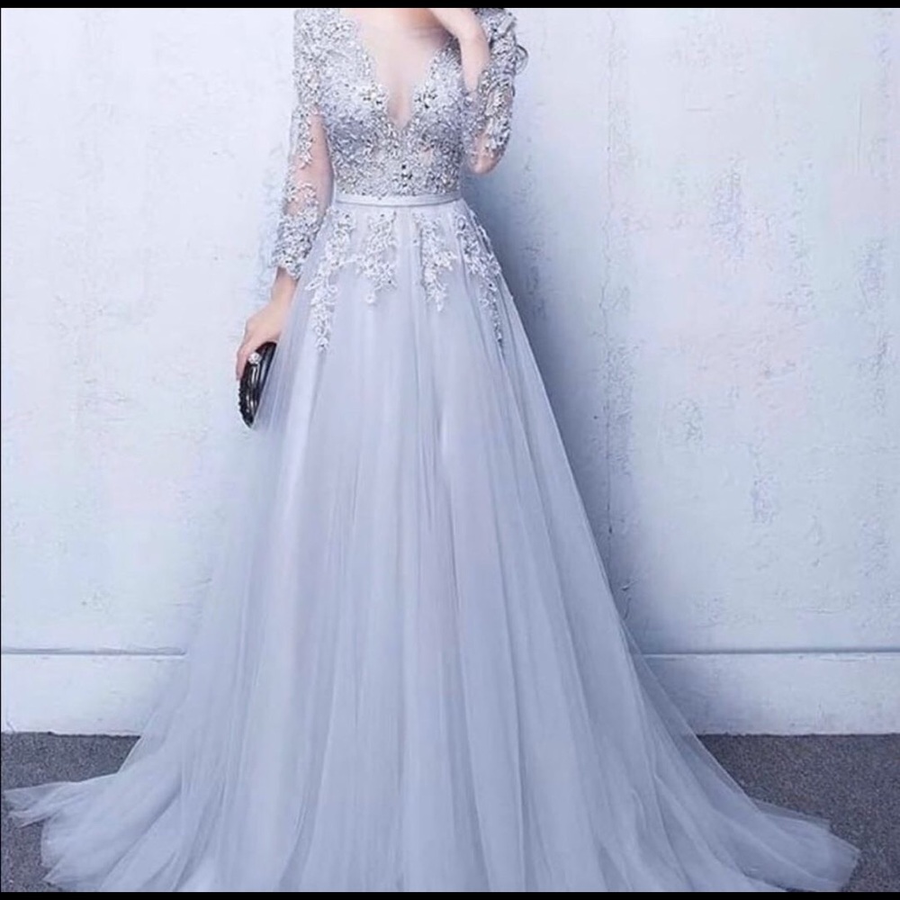 Silver/Gray Prom Dress 😍